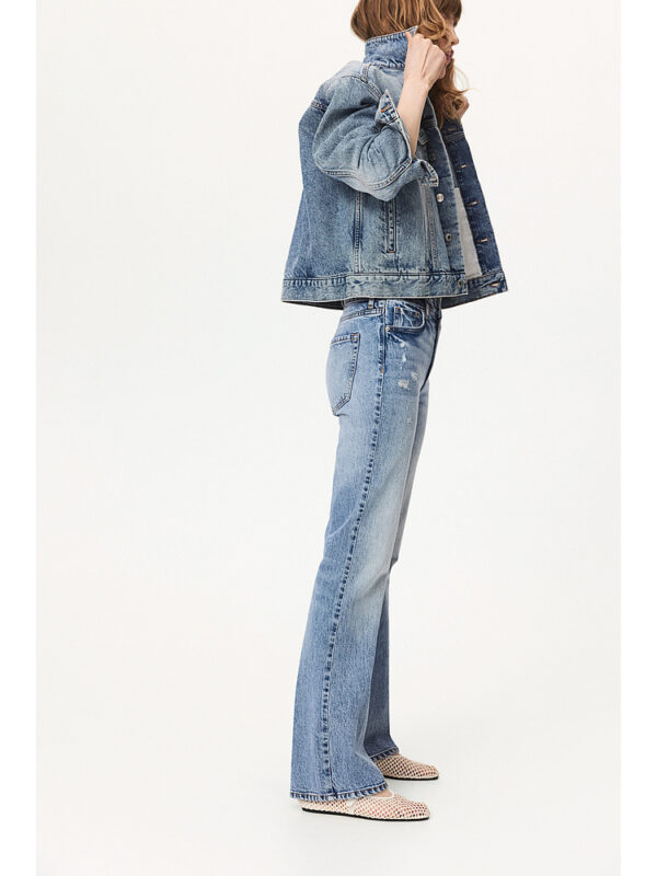 Spring Women’s High-Waisted Slim-Fit Flared Jeans – A Curve-Loving Classic with Modern Stretch