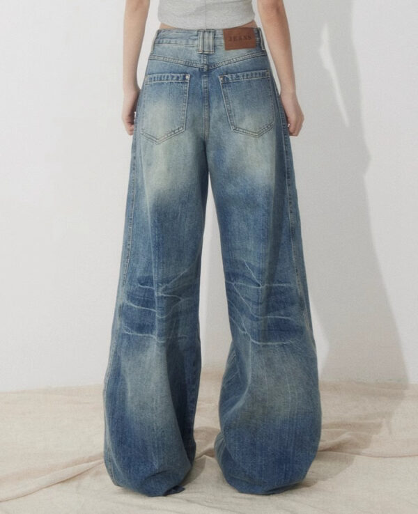 Spring Women’s High-Waisted Wide-Leg Denim Jeans – Retro Cool with a Modern Edge
