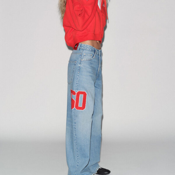 Sporty Meets Street: Spring 2025 Nebesa Women’s Sky Blue Mid-Rise Relaxed-Fit Jeans with NFL Details