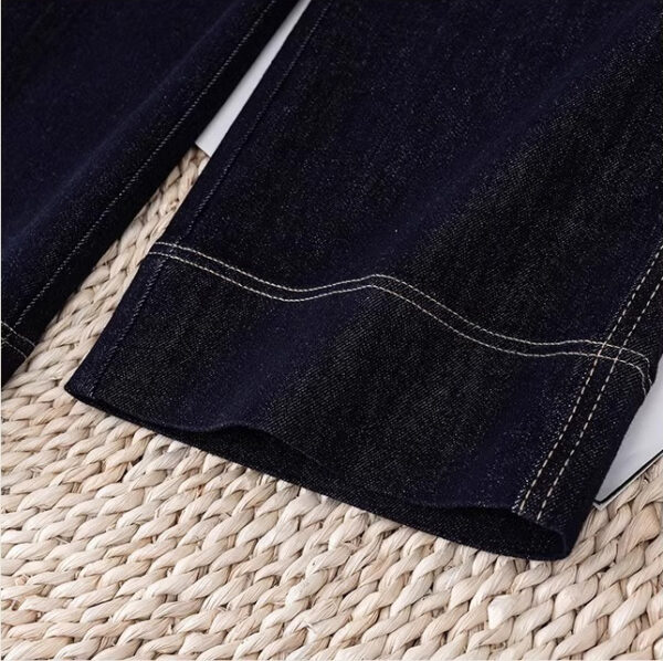Spring Women’s High-Waisted Denim Blue Flared Jeans – A Flattering Fit That Feels Like You
