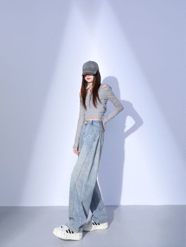 Spring Women’s Light Blue Retro Split Wide-Leg Banana Jeans – Effortless Style with a Flared, Flattering Fit