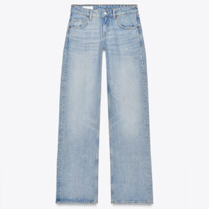Spring Women’s High-Waisted Blue Bell-Bottom Jeans – Flattering Fit, Petite-Friendly Style