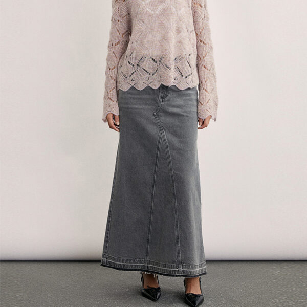 Spring Women’s Raw-Edge A-Line Denim Skirt