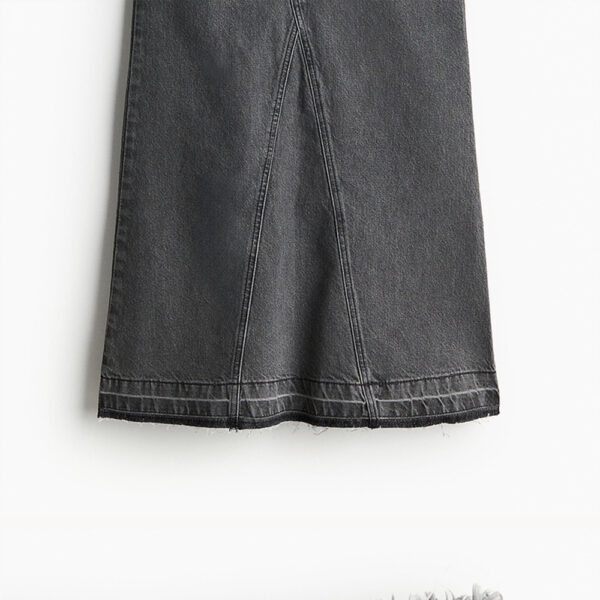 Spring Women’s Raw-Edge A-Line Denim Skirt