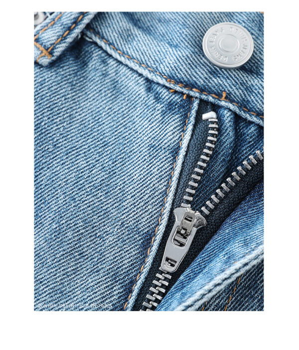 Spring Women’s Vintage Blue Wide-Leg Jeans – High-Street Style with a Draped Fit for Petite Frames