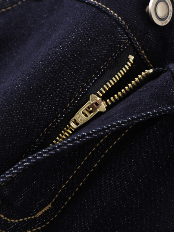 High-Waist Slim Straight Denim Pants — Vintage Narrow-Leg Cropped Fit