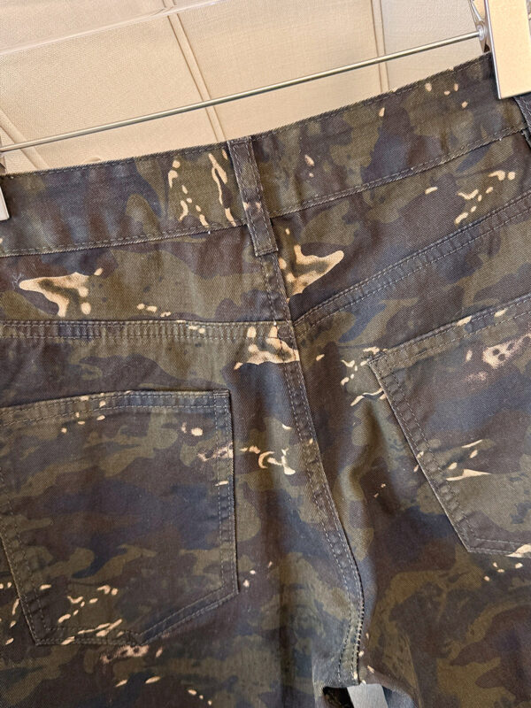 Camouflage Washed Straight-Leg Denim Pants — Casual Retro & Durable Winter Wear