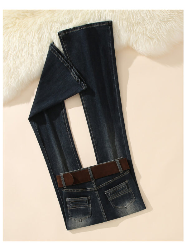 详情-02 Retro Dark Blue Micro-Flare Denim Fabric — Sculpting Fit & Vintage Wash
