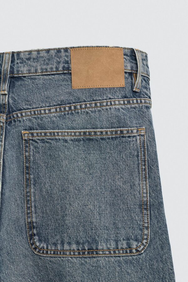 详情-07 Washed Cotton Flared Denim Jeans — Mid-Waist Casual Bell-Bottom Fit