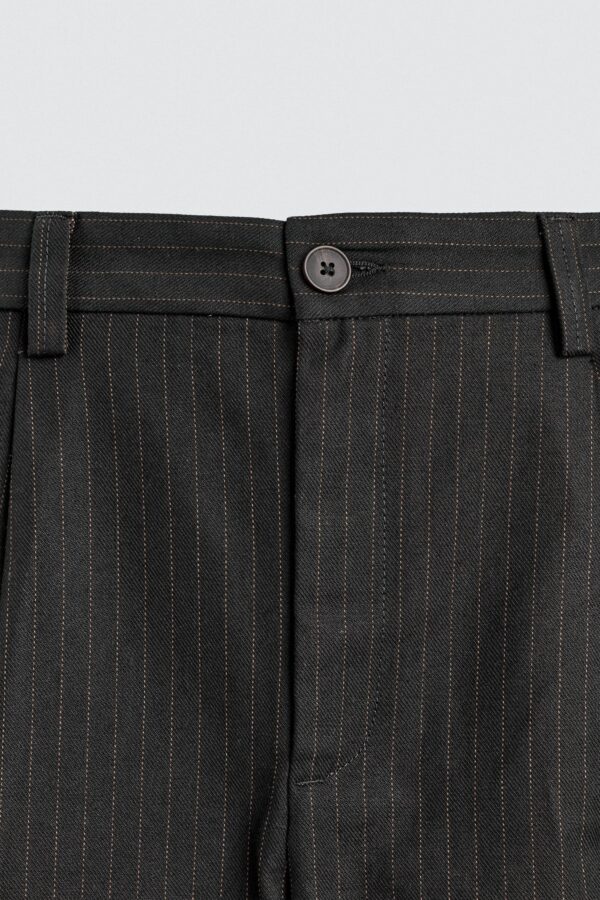 Heavyweight Cotton Textured Stripe Loose Denim Pants — Structured Feel & Relaxed Casual Fit