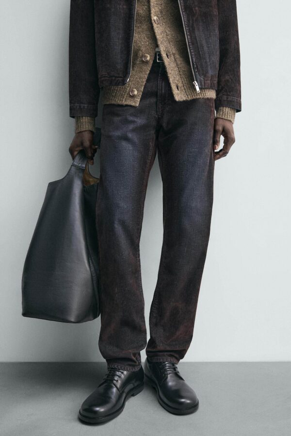 Flocked Washed Velvet-Effect Loose Denim Pants — Soft Handfeel & Relaxed Casual Fit